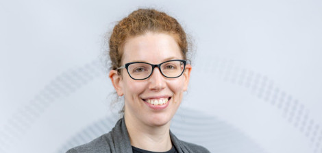 Prof. Yael Amsterdamer