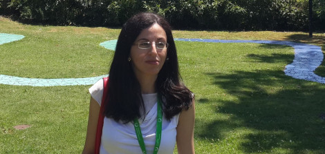 פרופ' אסתר  עזרא